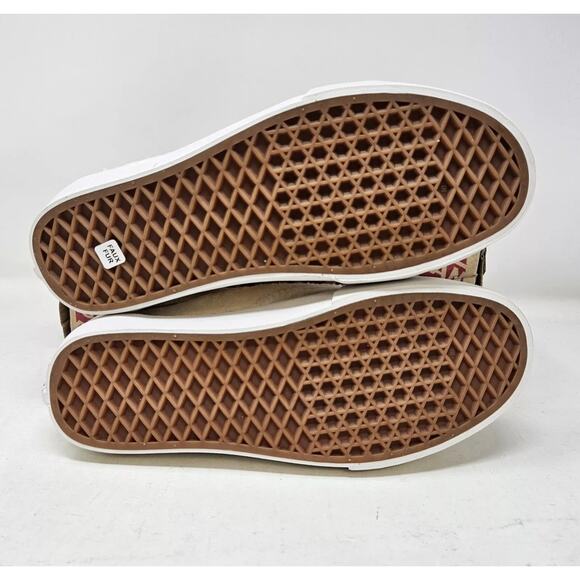 VANS Old Skool Sherpa Faux Fur Women's Low Top Lace-Up Sneakers White, Size 8.5 - Picture 5 of 5